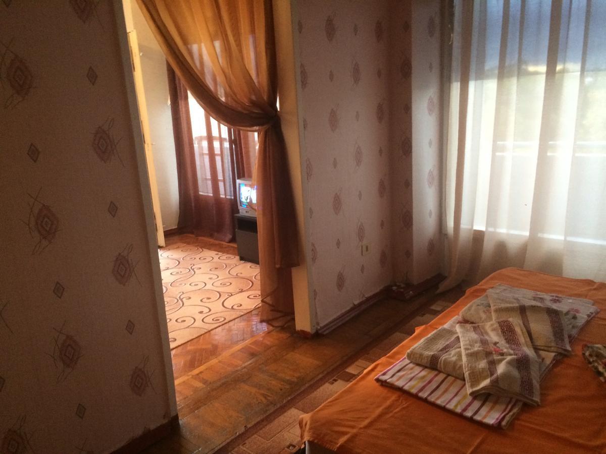 Pansionat Strana Dushi Sukhumi Ngoại thất bức ảnh